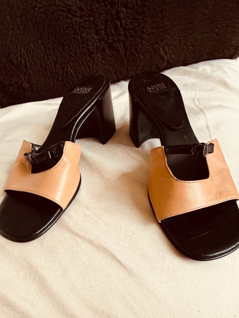 Classic Anne Klein Leather Mules - Sz 5.5